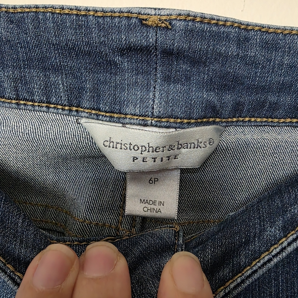 Christopher &‎ Banks Straight Cut Jeans Sz 6P - Picture 2 of 4